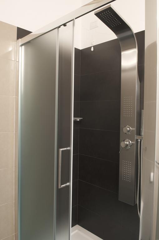 Four Rooms Guesthouse Ористано Экстерьер фото