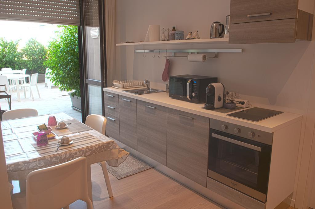 Four Rooms Guesthouse Ористано Экстерьер фото